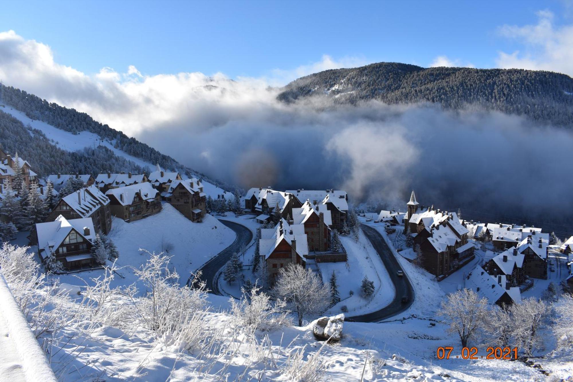Vista Baqueira Lägenhet Vielha Exteriör bild